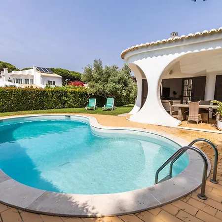 Casa Falesia אלבופיירה